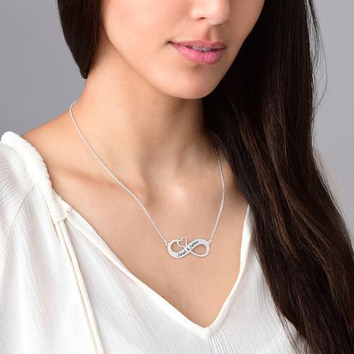 Forever Love Necklace with Heart in Silver